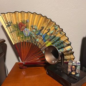 VINTAGE MID 20TH CENTURY ASIAN HAND PAINTED LG PAINTED WALL FAN